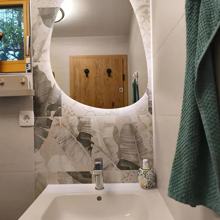 Near Ljubljana - Hawknest Holiday home Dobravica